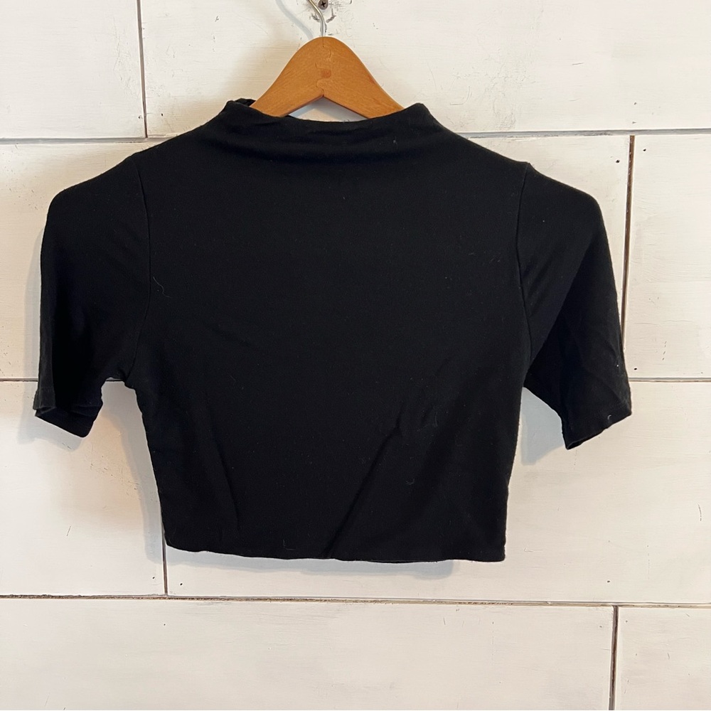NAKED WARDROBE The Sweet T Crop Top. Size Small. - Picture 3 of 9